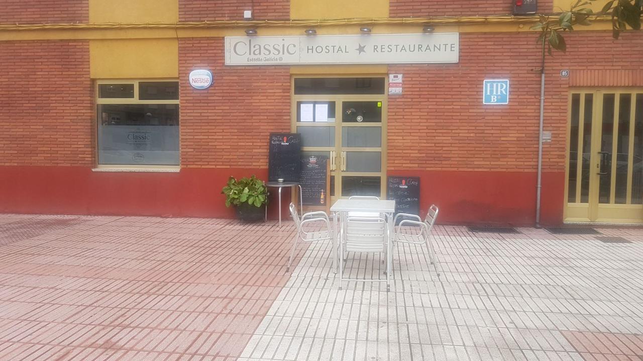 Hostal Restaurante Classic Columbrianos Екстер'єр фото